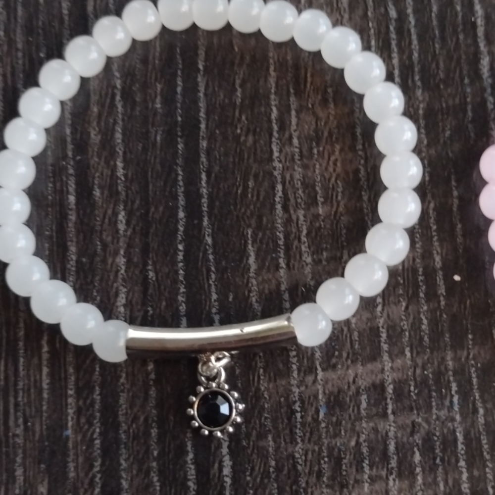 Handmade bracelets - Picture 2 of 2